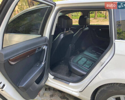 Белый Фольксваген Пассат, объемом двигателя 1.97 л и пробегом 275 тыс. км за 12300 $, фото 5 на Automoto.ua