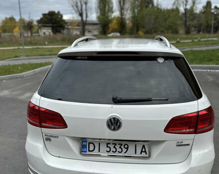 Белый Фольксваген Пассат, объемом двигателя 2 л и пробегом 301 тыс. км за 11500 $, фото 5 на Automoto.ua