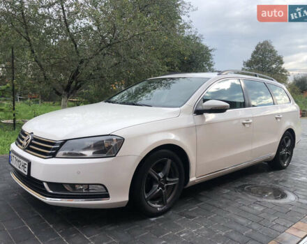 Білий Фольксваген Пассат, об'ємом двигуна 2 л та пробігом 217 тис. км за 10500 $, фото 2 на Automoto.ua