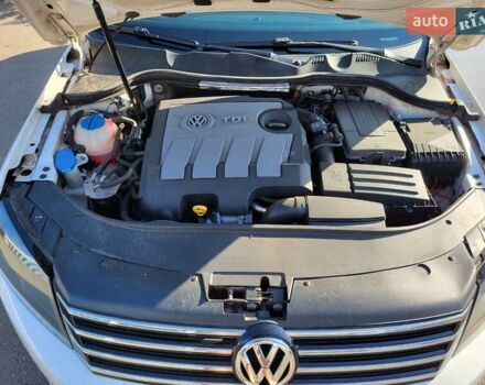 Белый Фольксваген Пассат, объемом двигателя 1.6 л и пробегом 308 тыс. км за 9500 $, фото 12 на Automoto.ua