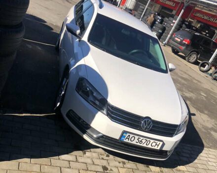 Белый Фольксваген Пассат, объемом двигателя 1.97 л и пробегом 235 тыс. км за 10500 $, фото 3 на Automoto.ua
