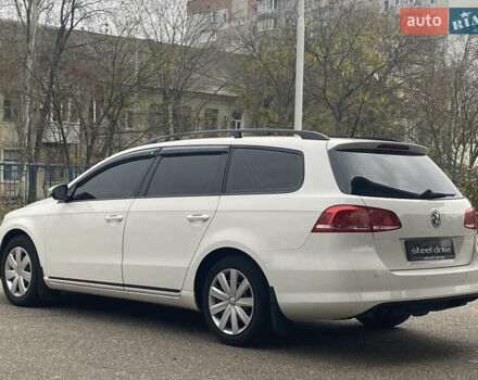 Белый Фольксваген Пассат, объемом двигателя 2 л и пробегом 298 тыс. км за 11299 $, фото 5 на Automoto.ua