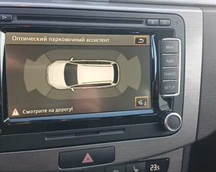 Білий Фольксваген Пассат, об'ємом двигуна 2 л та пробігом 95 тис. км за 13100 $, фото 18 на Automoto.ua