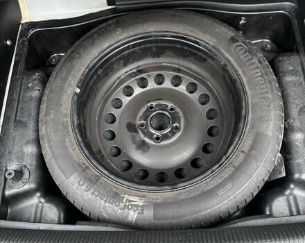 Белый Фольксваген Пассат, объемом двигателя 2 л и пробегом 301 тыс. км за 11500 $, фото 19 на Automoto.ua