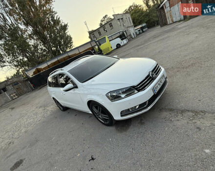 Білий Фольксваген Пассат, об'ємом двигуна 1.97 л та пробігом 190 тис. км за 13000 $, фото 5 на Automoto.ua