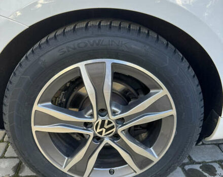 Белый Фольксваген Пассат, объемом двигателя 1.97 л и пробегом 300 тыс. км за 10100 $, фото 12 на Automoto.ua