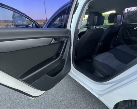 Білий Фольксваген Пассат, об'ємом двигуна 1.97 л та пробігом 338 тис. км за 9999 $, фото 52 на Automoto.ua