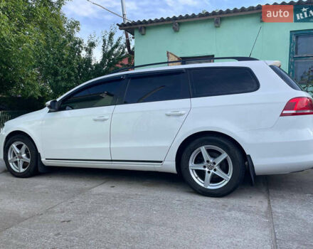 Білий Фольксваген Пассат, об'ємом двигуна 1.97 л та пробігом 275 тис. км за 11700 $, фото 2 на Automoto.ua
