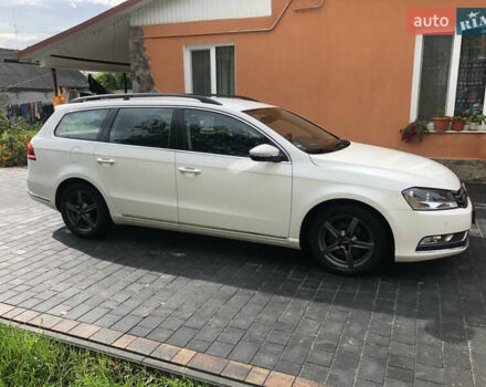 Білий Фольксваген Пассат, об'ємом двигуна 2 л та пробігом 217 тис. км за 10500 $, фото 3 на Automoto.ua