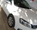 Белый Фольксваген Пассат, объемом двигателя 1.6 л и пробегом 329 тыс. км за 9000 $, фото 1 на Automoto.ua
