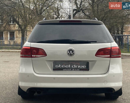 Белый Фольксваген Пассат, объемом двигателя 2 л и пробегом 298 тыс. км за 11299 $, фото 4 на Automoto.ua