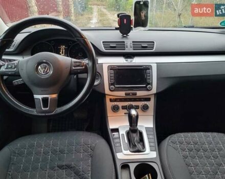 Белый Фольксваген Пассат, объемом двигателя 1.97 л и пробегом 260 тыс. км за 10400 $, фото 5 на Automoto.ua