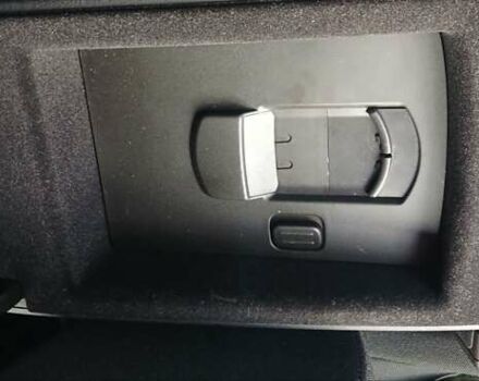 Білий Фольксваген Пассат, об'ємом двигуна 2 л та пробігом 95 тис. км за 13100 $, фото 17 на Automoto.ua