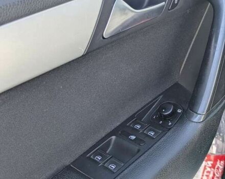 Белый Фольксваген Пассат, объемом двигателя 2 л и пробегом 225 тыс. км за 9800 $, фото 9 на Automoto.ua