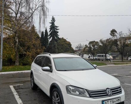 Фольксваген Пассат 2013 в Ивано-Франковске на Automoto.ua Белый Фольксваген Пассат, объемом двигателя 2 л и пробегом 280 тыс. км за 10900 $, фото 1 на Automoto.ua