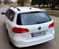 Белый Фольксваген Пассат, объемом двигателя 2 л и пробегом 300 тыс. км за 13000 $, фото 1 на Automoto.ua