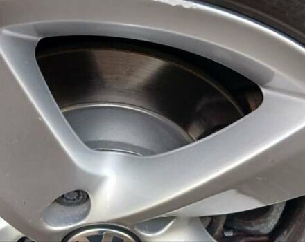 Білий Фольксваген Пассат, об'ємом двигуна 2 л та пробігом 95 тис. км за 12950 $, фото 9 на Automoto.ua