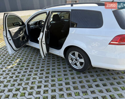 Белый Фольксваген Пассат, объемом двигателя 1.97 л и пробегом 279 тыс. км за 10000 $, фото 7 на Automoto.ua