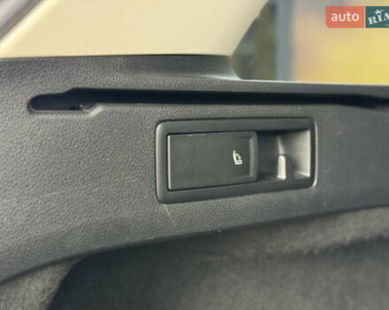 Белый Фольксваген Пассат, объемом двигателя 2 л и пробегом 252 тыс. км за 13999 $, фото 36 на Automoto.ua