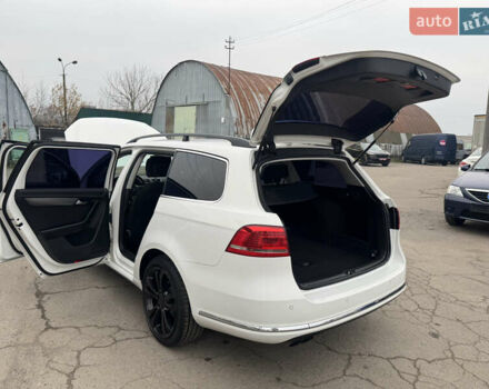 Білий Фольксваген Пассат, об'ємом двигуна 2 л та пробігом 276 тис. км за 12300 $, фото 77 на Automoto.ua