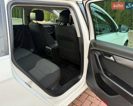 Белый Фольксваген Пассат, объемом двигателя 1.6 л и пробегом 227 тыс. км за 11999 $, фото 51 на Automoto.ua