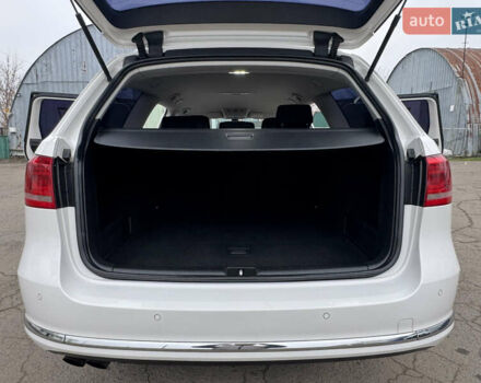 Білий Фольксваген Пассат, об'ємом двигуна 2 л та пробігом 276 тис. км за 12300 $, фото 64 на Automoto.ua