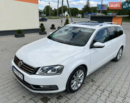 Белый Фольксваген Пассат, объемом двигателя 1.97 л и пробегом 320 тыс. км за 12000 $, фото 1 на Automoto.ua