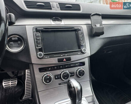 Білий Фольксваген Пассат, об'ємом двигуна 2 л та пробігом 276 тис. км за 12300 $, фото 43 на Automoto.ua