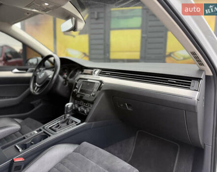 Белый Фольксваген Пассат, объемом двигателя 2 л и пробегом 252 тыс. км за 13999 $, фото 26 на Automoto.ua