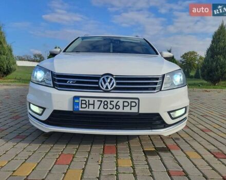 Білий Фольксваген Пассат, об'ємом двигуна 1.6 л та пробігом 284 тис. км за 11000 $, фото 1 на Automoto.ua