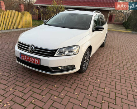 Белый Фольксваген Пассат, объемом двигателя 1.6 л и пробегом 227 тыс. км за 11999 $, фото 3 на Automoto.ua