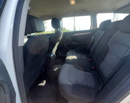 Белый Фольксваген Пассат, объемом двигателя 1.6 л и пробегом 256 тыс. км за 10300 $, фото 12 на Automoto.ua