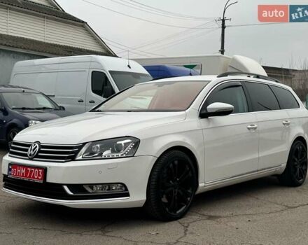 Білий Фольксваген Пассат, об'ємом двигуна 2 л та пробігом 276 тис. км за 12300 $, фото 2 на Automoto.ua