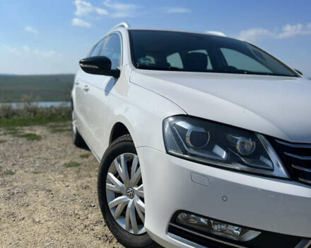 Белый Фольксваген Пассат, объемом двигателя 1.6 л и пробегом 256 тыс. км за 10300 $, фото 8 на Automoto.ua