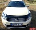 Белый Фольксваген Пассат, объемом двигателя 1.6 л и пробегом 350 тыс. км за 9000 $, фото 1 на Automoto.ua