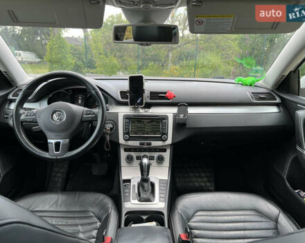 Белый Фольксваген Пассат, объемом двигателя 1.97 л и пробегом 320 тыс. км за 12000 $, фото 7 на Automoto.ua