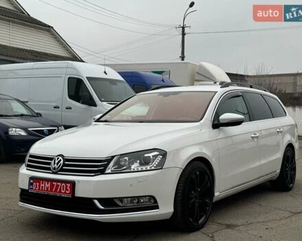 Білий Фольксваген Пассат, об'ємом двигуна 2 л та пробігом 276 тис. км за 12300 $, фото 1 на Automoto.ua