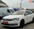Білий Фольксваген Пассат, об'ємом двигуна 2 л та пробігом 276 тис. км за 12300 $, фото 1 на Automoto.ua