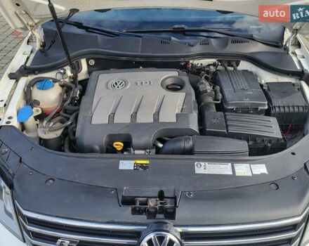 Білий Фольксваген Пассат, об'ємом двигуна 1.6 л та пробігом 284 тис. км за 11000 $, фото 16 на Automoto.ua