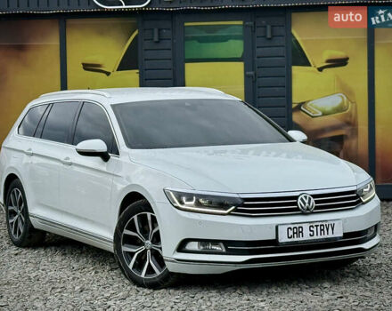 Белый Фольксваген Пассат, объемом двигателя 2 л и пробегом 252 тыс. км за 13999 $, фото 6 на Automoto.ua