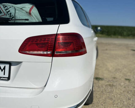 Белый Фольксваген Пассат, объемом двигателя 1.6 л и пробегом 256 тыс. км за 10300 $, фото 4 на Automoto.ua