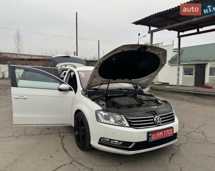 Білий Фольксваген Пассат, об'ємом двигуна 2 л та пробігом 276 тис. км за 12300 $, фото 73 на Automoto.ua