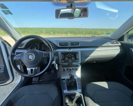 Белый Фольксваген Пассат, объемом двигателя 1.6 л и пробегом 256 тыс. км за 10300 $, фото 18 на Automoto.ua