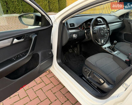 Белый Фольксваген Пассат, объемом двигателя 1.6 л и пробегом 227 тыс. км за 11999 $, фото 29 на Automoto.ua