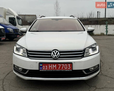 Білий Фольксваген Пассат, об'ємом двигуна 2 л та пробігом 276 тис. км за 12300 $, фото 5 на Automoto.ua