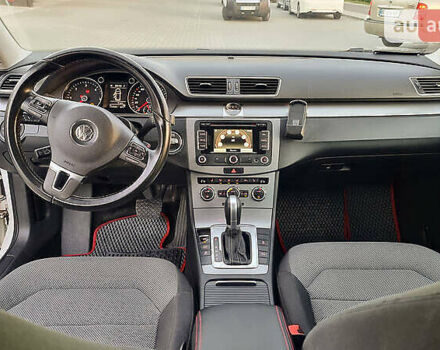 Білий Фольксваген Пассат, об'ємом двигуна 1.97 л та пробігом 305 тис. км за 12500 $, фото 4 на Automoto.ua