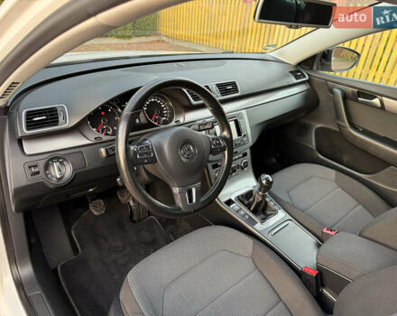 Белый Фольксваген Пассат, объемом двигателя 1.6 л и пробегом 227 тыс. км за 11999 $, фото 40 на Automoto.ua