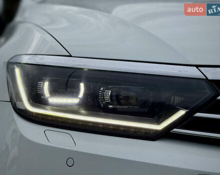 Белый Фольксваген Пассат, объемом двигателя 2 л и пробегом 252 тыс. км за 13999 $, фото 8 на Automoto.ua