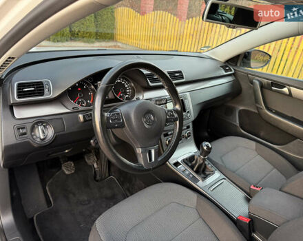 Белый Фольксваген Пассат, объемом двигателя 1.6 л и пробегом 227 тыс. км за 11999 $, фото 33 на Automoto.ua