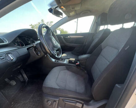 Белый Фольксваген Пассат, объемом двигателя 1.6 л и пробегом 256 тыс. км за 10300 $, фото 13 на Automoto.ua